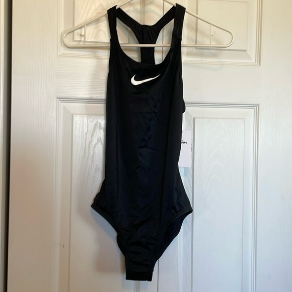 NWT Nike Girls Essential Racerback black LG 14 big girl swimsuit pool one piece